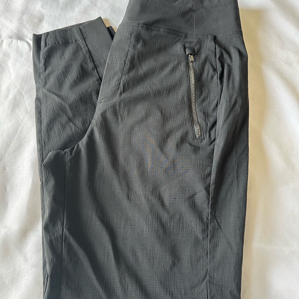 ATHLETA Trekkie North Joggers